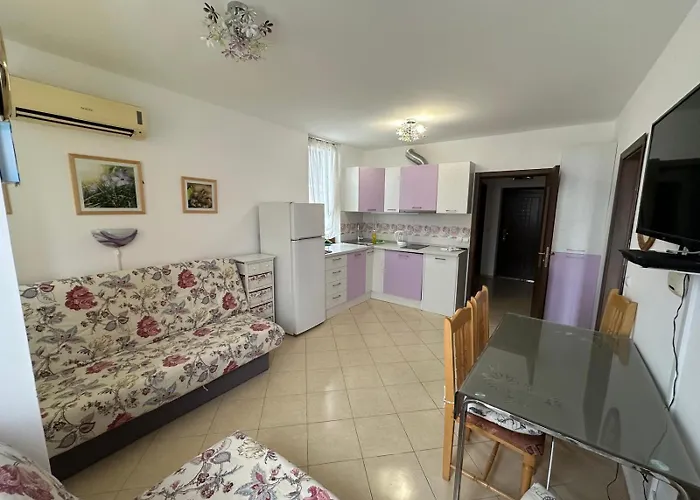Apartamento Emilia Ravda