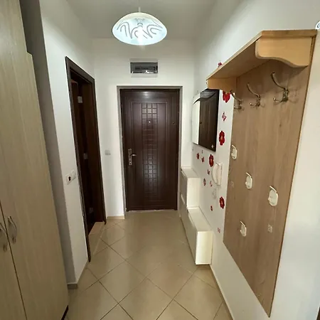 Emilia Apartment *